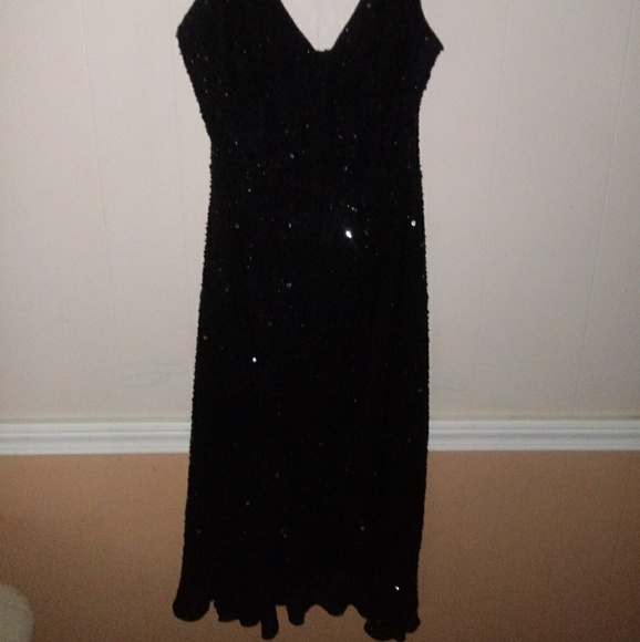 BLUSHE Impression Full Beaded Dress Sz 4 Black - Picture 1 of 7